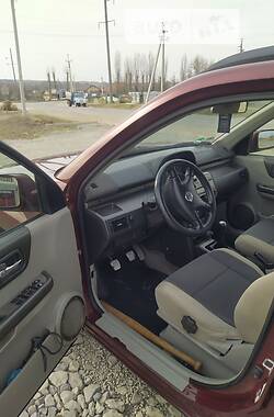 Внедорожник / Кроссовер Nissan X-Trail 2002 в Новой Ушице