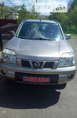 Универсал Nissan X-Trail 2005 в Горохове
