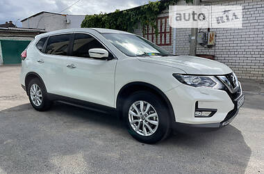 Внедорожник / Кроссовер Nissan X-Trail 2019 в Житомире