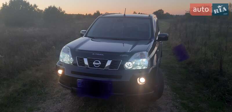 Позашляховик / Кросовер Nissan X-Trail 2008 в Києві