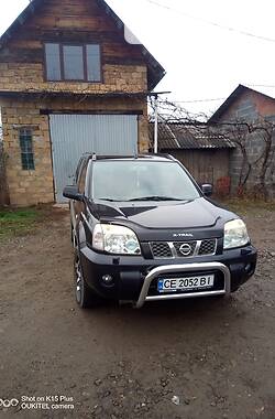 Внедорожник / Кроссовер Nissan X-Trail 2005 в Черновцах