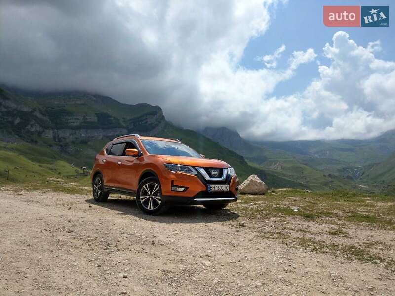 Внедорожник / Кроссовер Nissan X-Trail 2018 в Одессе