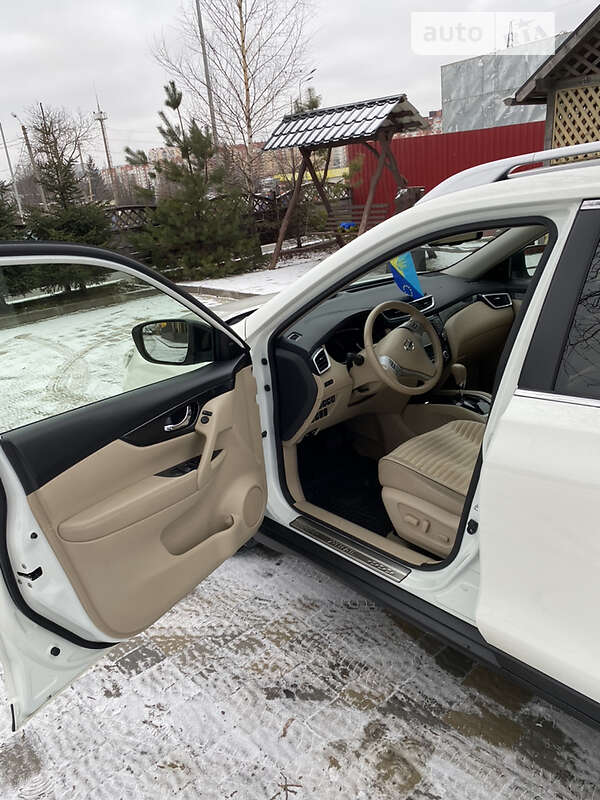 Внедорожник / Кроссовер Nissan X-Trail 2015 в Тернополе