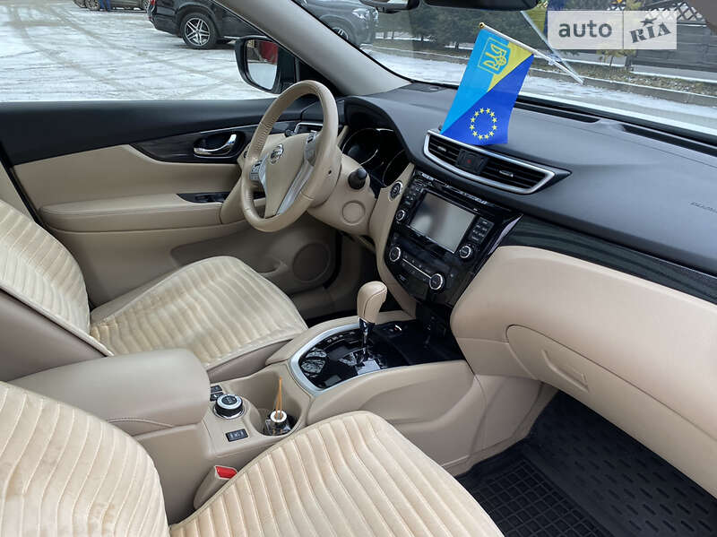 Внедорожник / Кроссовер Nissan X-Trail 2015 в Тернополе