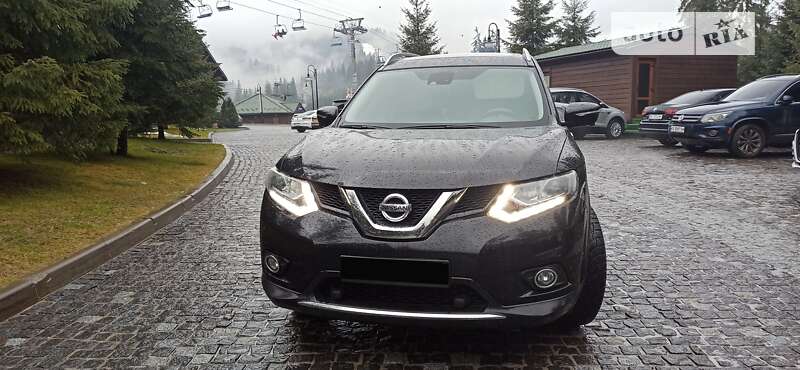 Позашляховик / Кросовер Nissan X-Trail 2015 в Коломиї