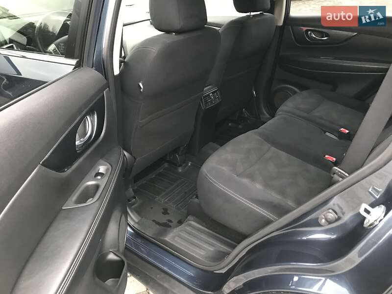 Позашляховик / Кросовер Nissan X-Trail 2015 в Запоріжжі