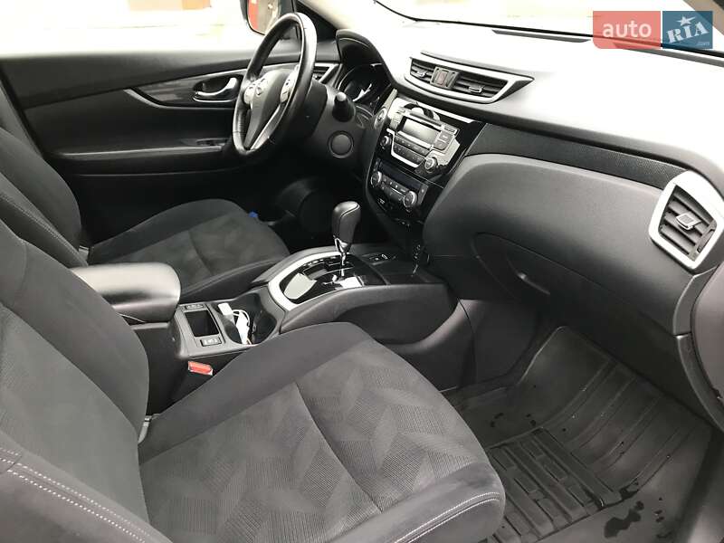 Позашляховик / Кросовер Nissan X-Trail 2015 в Запоріжжі