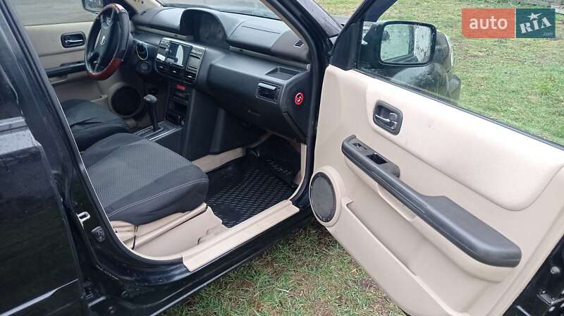 Позашляховик / Кросовер Nissan X-Trail 2002 в Радомишлі