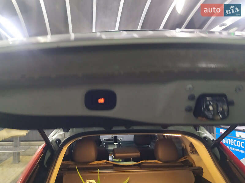 Позашляховик / Кросовер Nissan X-Trail 2015 в Одесі