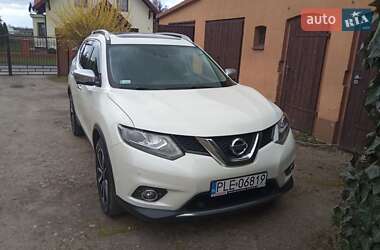 Внедорожник / Кроссовер Nissan X-Trail 2016 в Демидовке