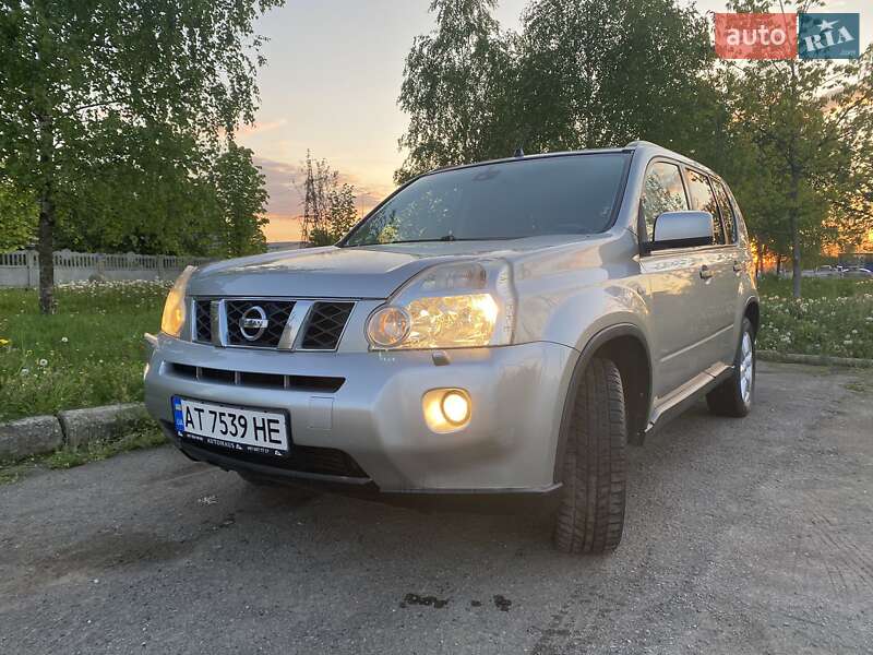 Позашляховик / Кросовер Nissan X-Trail 2008 в Івано-Франківську