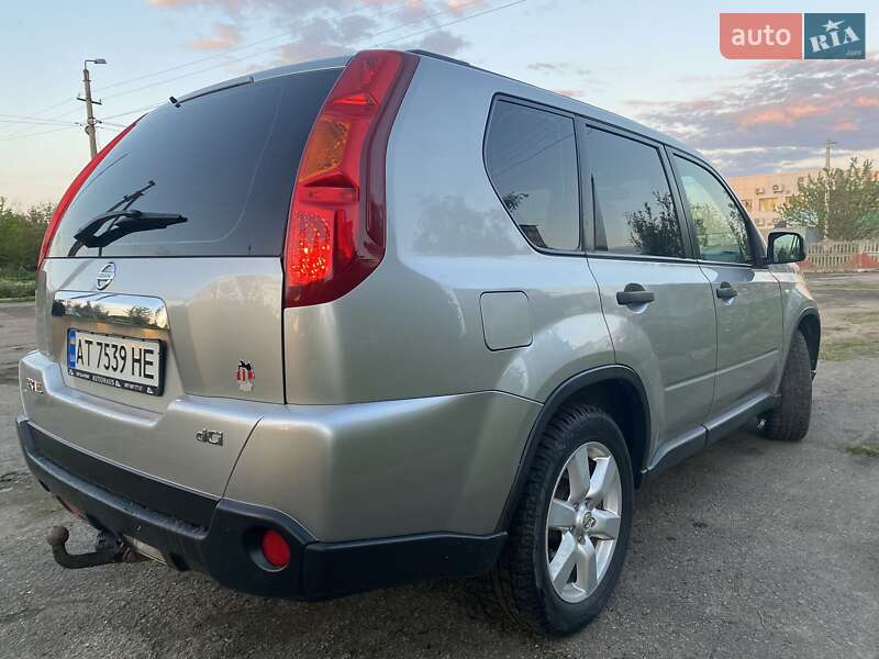 Позашляховик / Кросовер Nissan X-Trail 2008 в Івано-Франківську