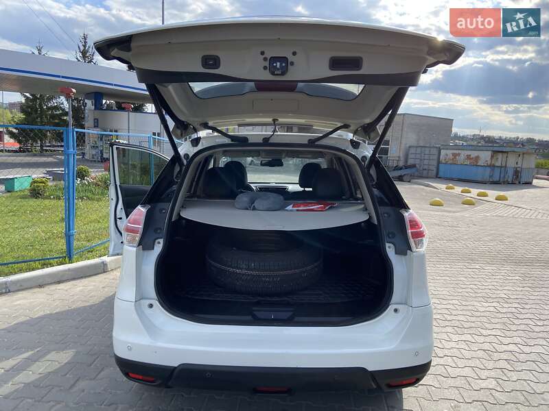 Позашляховик / Кросовер Nissan X-Trail 2017 в Хмельницькому