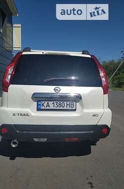 Позашляховик / Кросовер Nissan X-Trail 2012 в Києві