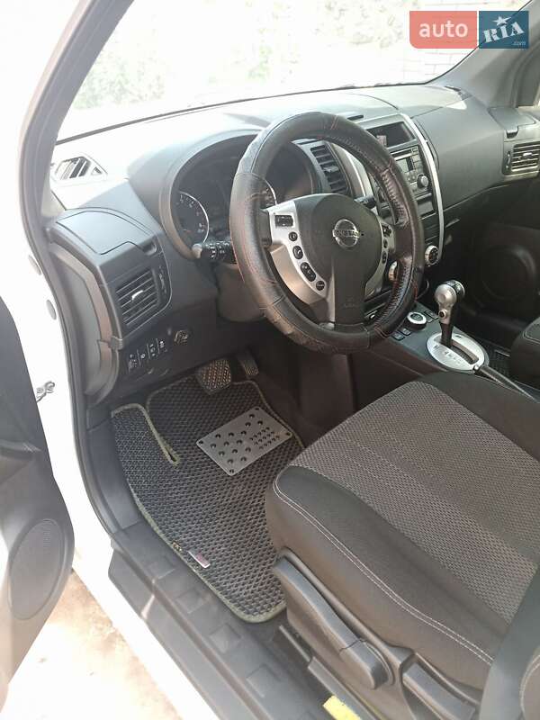 Позашляховик / Кросовер Nissan X-Trail 2013 в Ніжині