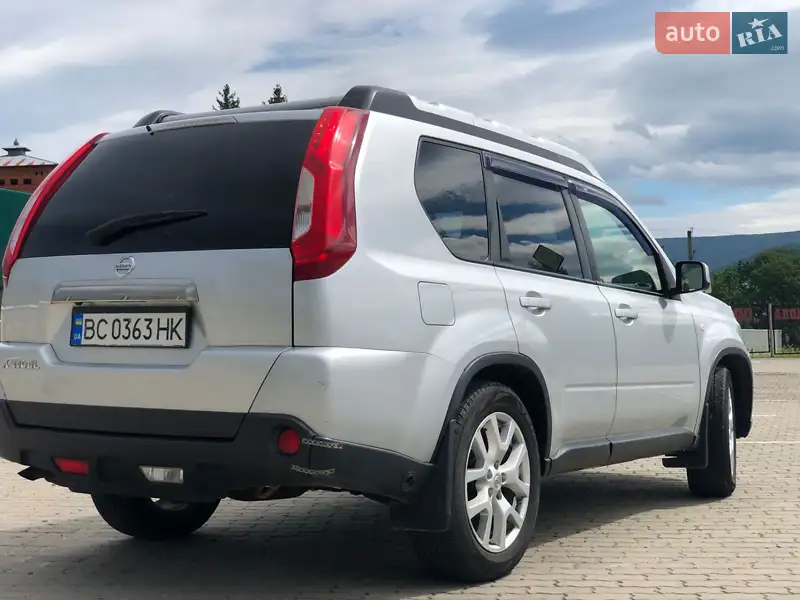 Nissan X-Trail 2012