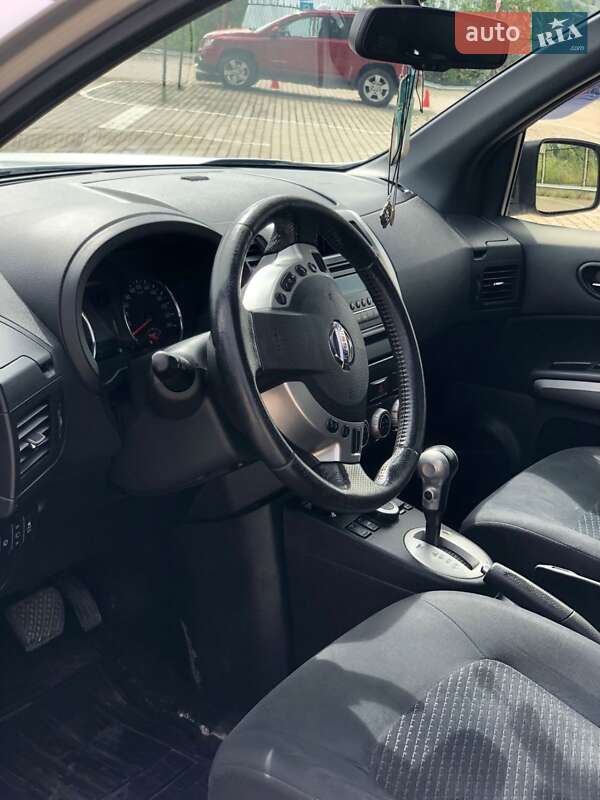 Позашляховик / Кросовер Nissan X-Trail 2012 в Трускавці