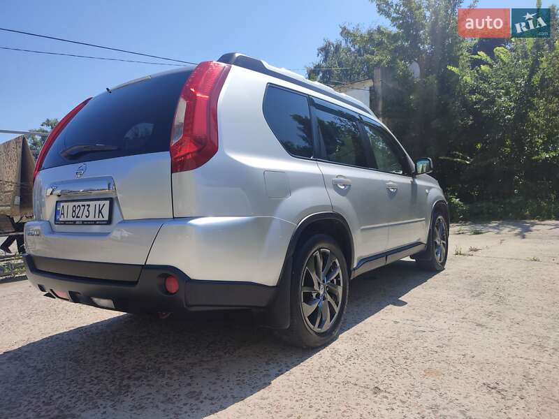 Позашляховик / Кросовер Nissan X-Trail 2011 в Києві