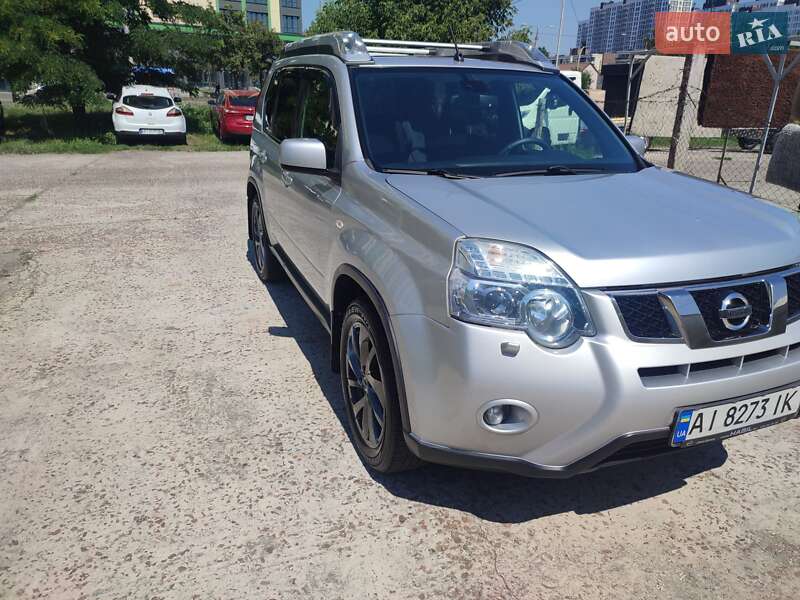 Позашляховик / Кросовер Nissan X-Trail 2011 в Києві