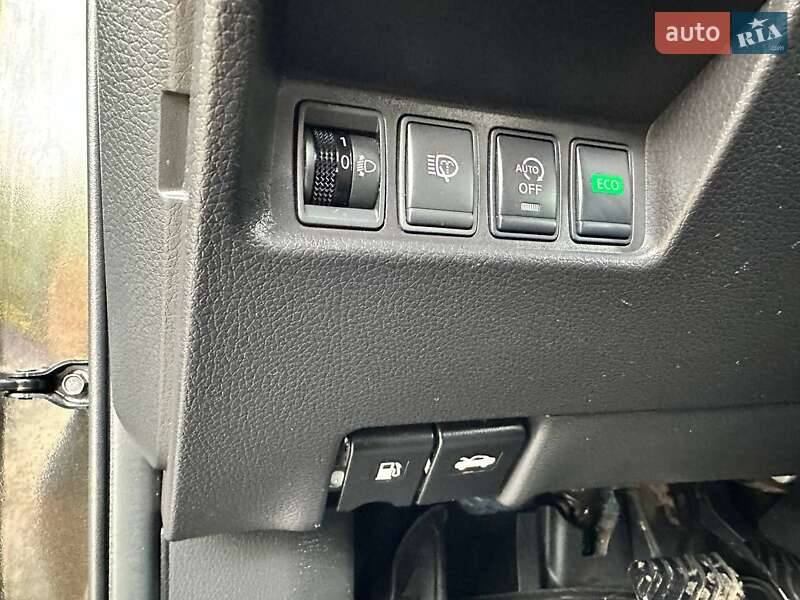 Позашляховик / Кросовер Nissan X-Trail 2017 в Івано-Франківську