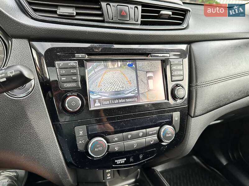 Позашляховик / Кросовер Nissan X-Trail 2017 в Івано-Франківську