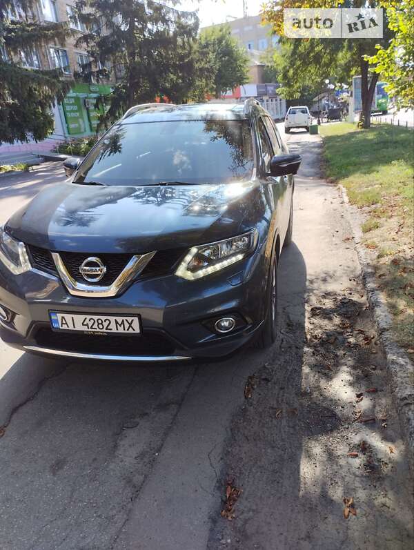 Позашляховик / Кросовер Nissan X-Trail 2017 в Борисполі