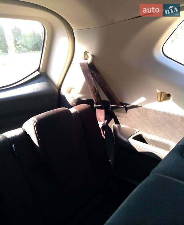 Внедорожник / Кроссовер Nissan X-Trail 2017 в Косове