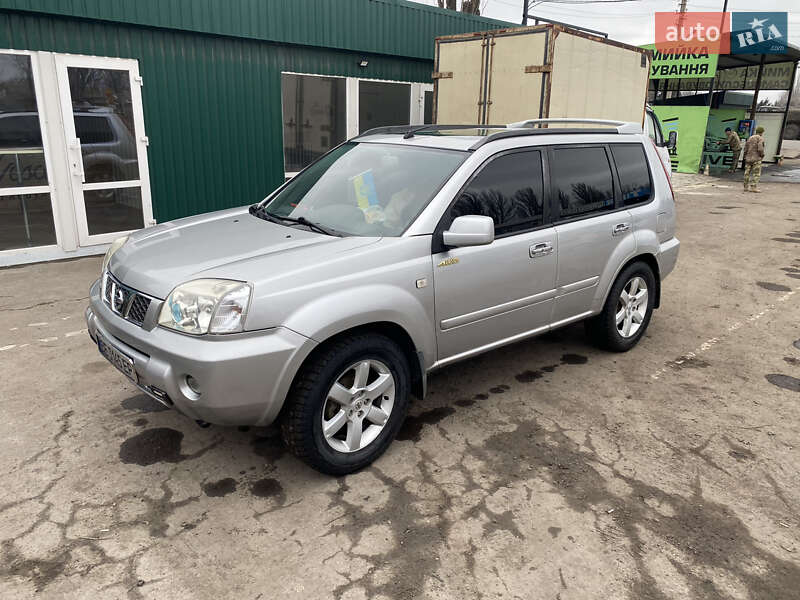 Внедорожник / Кроссовер Nissan X-Trail 2005 в Днепре
