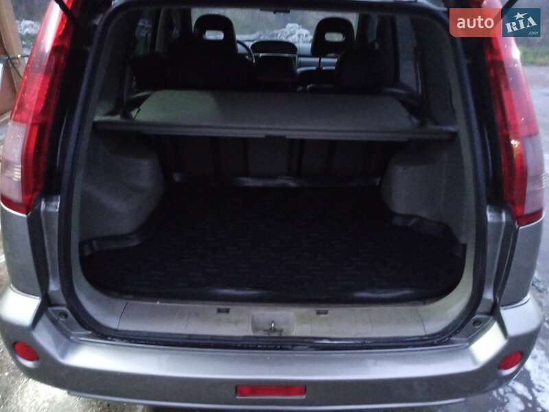 Внедорожник / Кроссовер Nissan X-Trail 2006 в Ровно