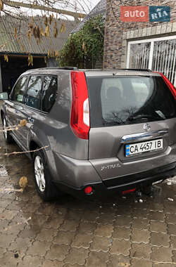 Внедорожник / Кроссовер Nissan X-Trail 2014 в 