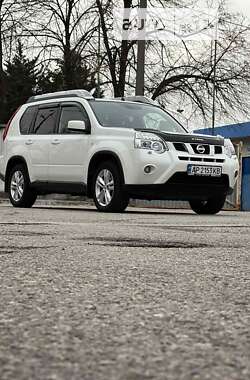 Позашляховик / Кросовер Nissan X-Trail 2013 в Запоріжжі