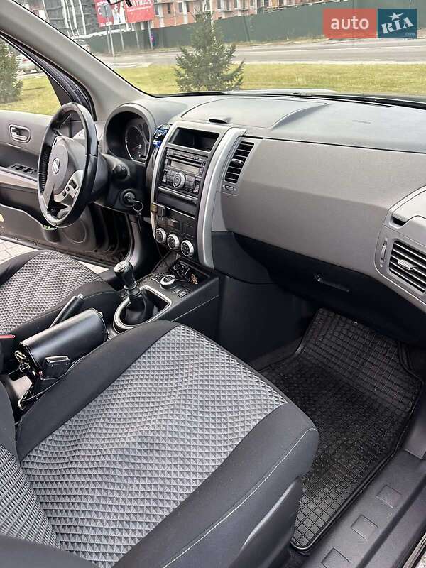 Внедорожник / Кроссовер Nissan X-Trail 2008 в Ужгороде фото 9 Внедорожник / Кроссовер Nissan X-Trail 2008 в Ужгороде
