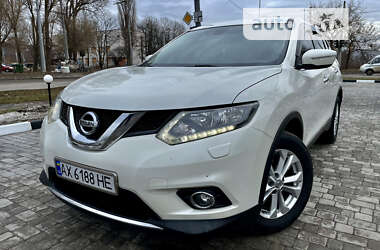 Внедорожник / Кроссовер Nissan X-Trail 2015 в Харькове