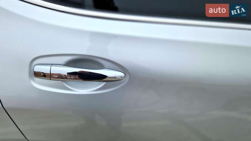 Позашляховик / Кросовер Nissan X-Trail 2017 в Первомайську