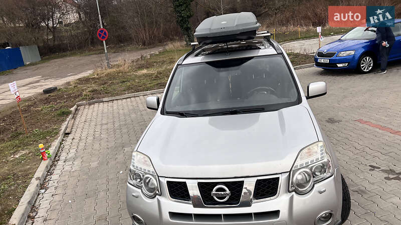 Внедорожник / Кроссовер Nissan X-Trail 2010 в Калуше