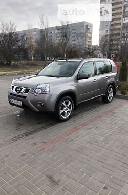 Позашляховик / Кросовер Nissan X-Trail 2014 в Черкасах