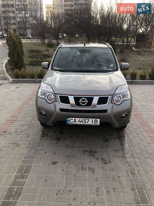 Внедорожник / Кроссовер Nissan X-Trail 2014 в Черкассах