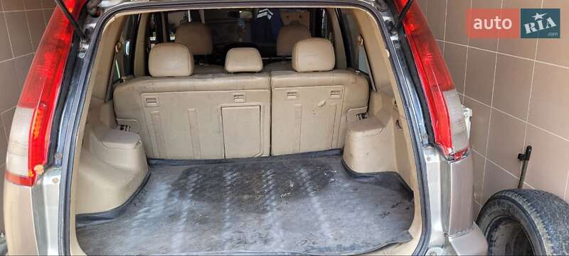 Позашляховик / Кросовер Nissan X-Trail 2002 в Одесі