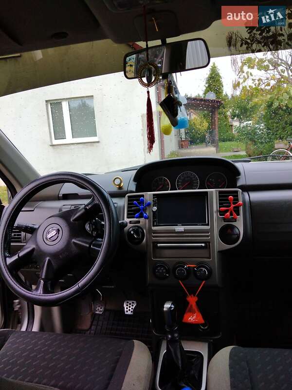 Внедорожник / Кроссовер Nissan X-Trail 2004 в Чорткове