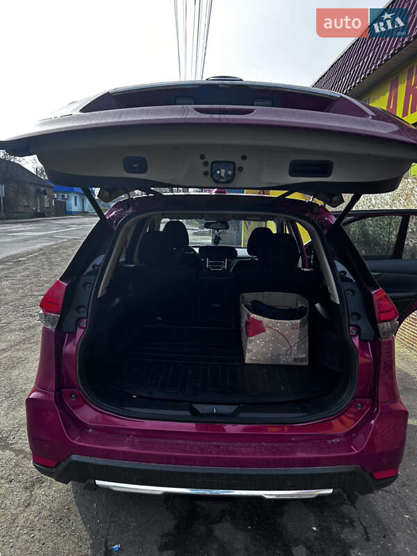 Внедорожник / Кроссовер Nissan X-Trail 2018 в Лозовой