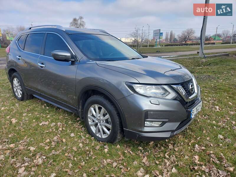 Внедорожник / Кроссовер Nissan X-Trail 2017 в Кременчуге