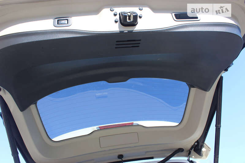 Позашляховик / Кросовер Nissan X-Trail 2015 в Дунаївцях