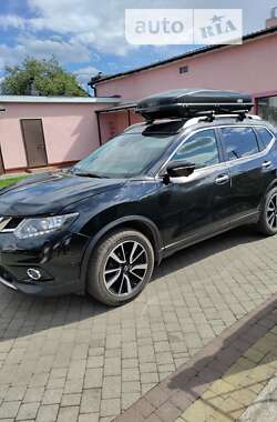 Внедорожник / Кроссовер Nissan X-Trail 2014 в Червонограде