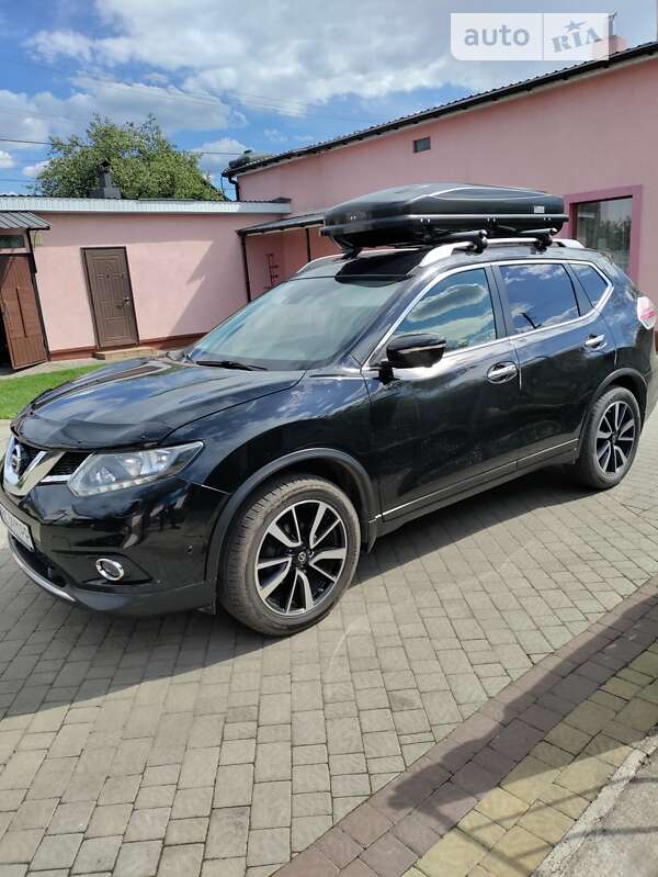 Внедорожник / Кроссовер Nissan X-Trail 2014 в Червонограде