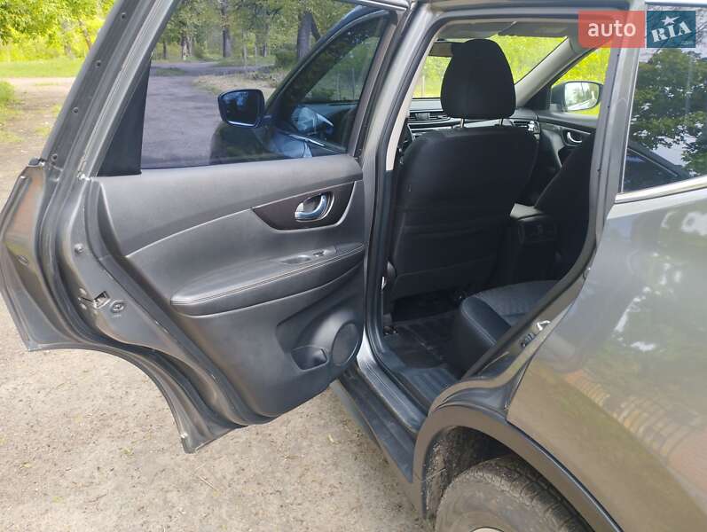 Внедорожник / Кроссовер Nissan X-Trail 2019 в Александрие