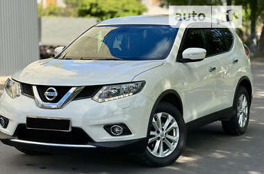 Позашляховик / Кросовер Nissan X-Trail 2015 в Харкові