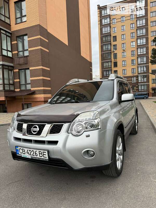 Внедорожник / Кроссовер Nissan X-Trail 2011 в Чернигове