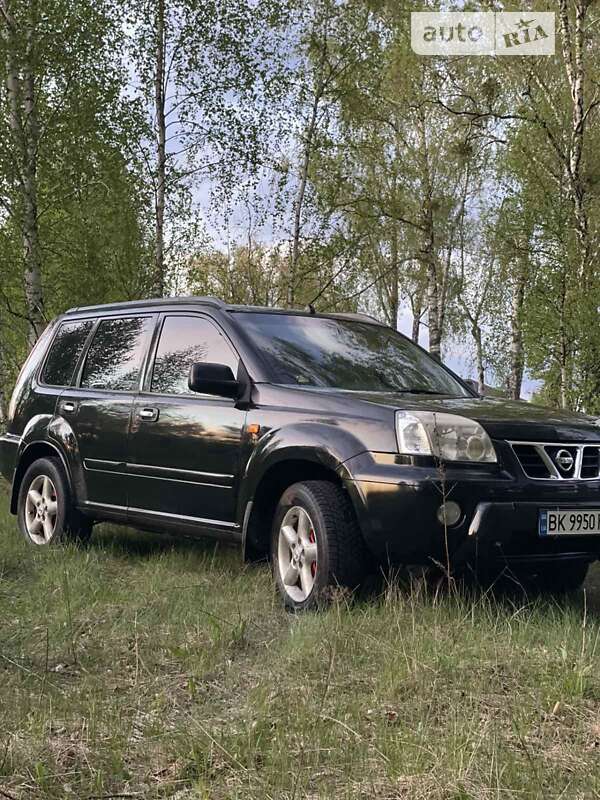 Внедорожник / Кроссовер Nissan X-Trail 2001 в Славуте