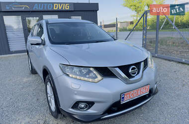 Внедорожник / Кроссовер Nissan X-Trail 2015 в Иршаве