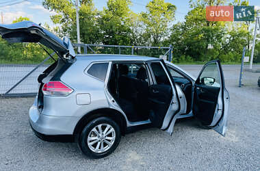 Внедорожник / Кроссовер Nissan X-Trail 2015 в 